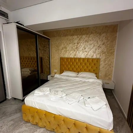 Macris Bliss Năvodari